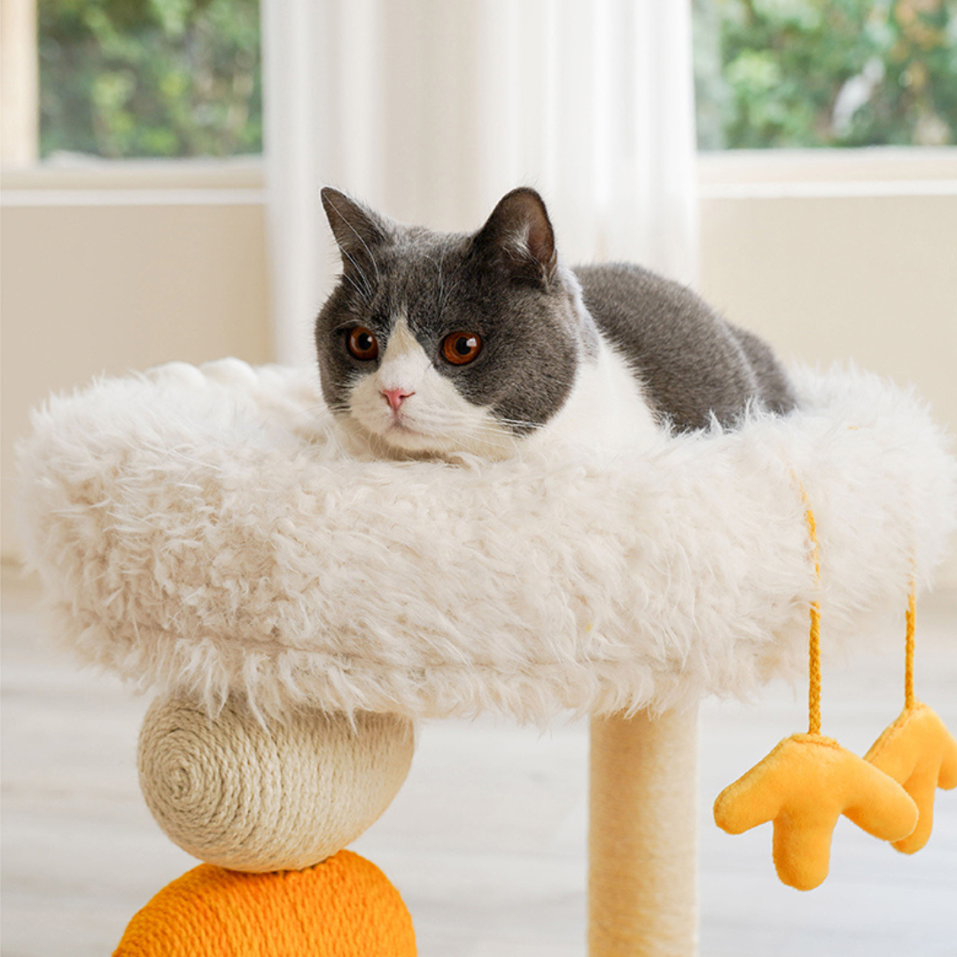 Chicken Design Cat Tree Perch with Sisal Scratching Post