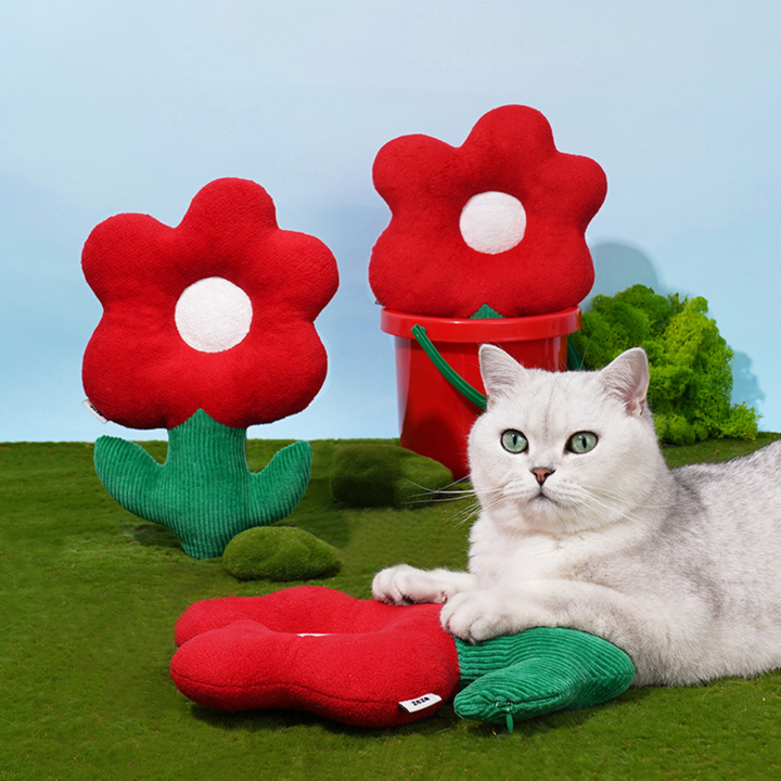 Red Flower Catnip Cat Toy Dental Health Toy
